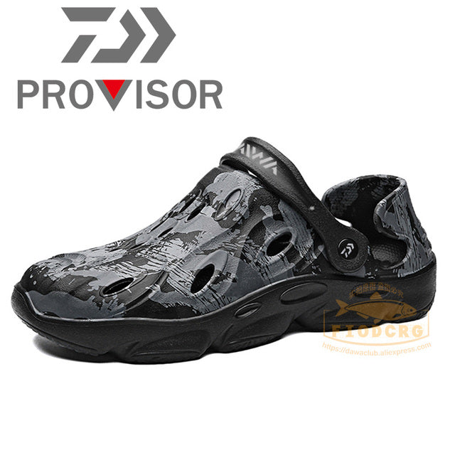 2022 New Fishing Slippers Summer Beach Men Sandals Rubber Flat Breathable Shoes Outdoor Fishing Shoes Fishing Sandals